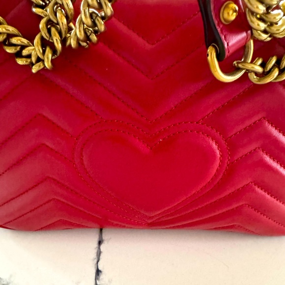 Gucci Marmont bag. EUC - Picture 5 of 12